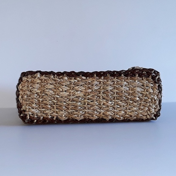 Waxed Woven Cornhusk Tote - Picture 3 of 8